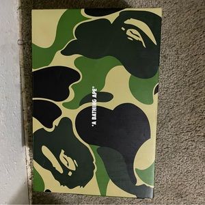 Orange white Bapestas